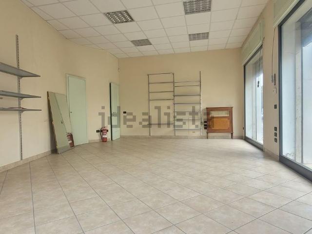 Locale in affitto di 75 m² in Via Fornaci, 23