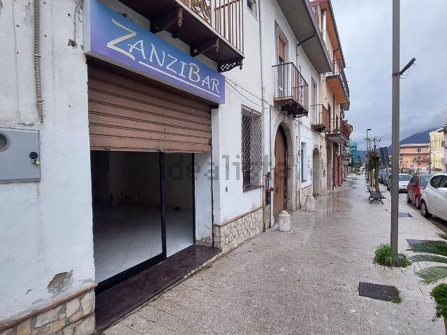 Locale in affitto di 75 m² in Via Loffredo, 46