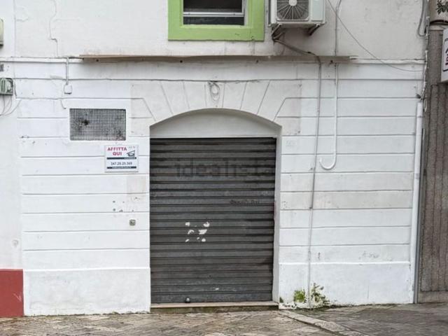 Locale in affitto di 75 m² in Viale Otranto, 55