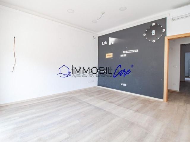 Locale in affitto di 75 m² in Viale Giosuè Carducci