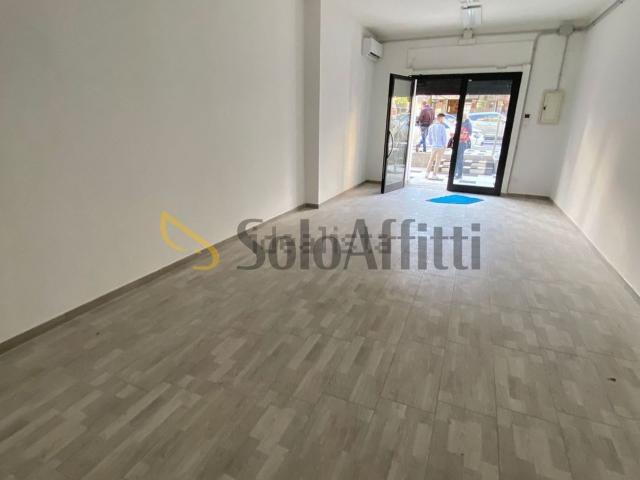 Locale in affitto di 75 m²