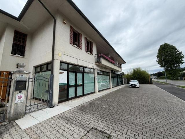 Locale in affitto di 76 m² in Via Beltramini, 42