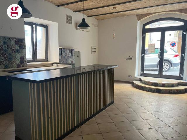 Locale in affitto di 78 m² in Corso Dante Alighieri, 101