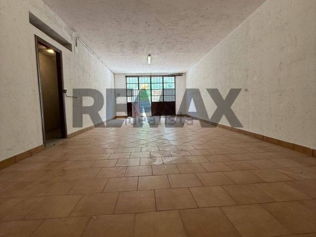 Locale in affitto di 78 m² in Via Clanezzo, 11