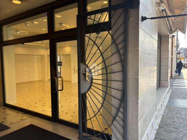 Locale in affitto di 79 m² in Corso Mazzini Giuseppe, 129
