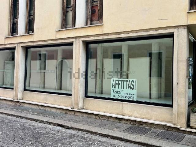 Locale in affitto di 83 m² in Corso Giuseppe Garibaldi, 44