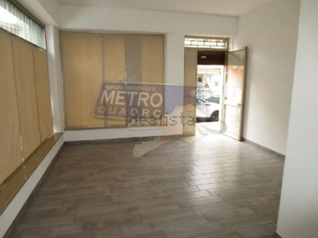 Locale in affitto di 83 m² in Via del Costo