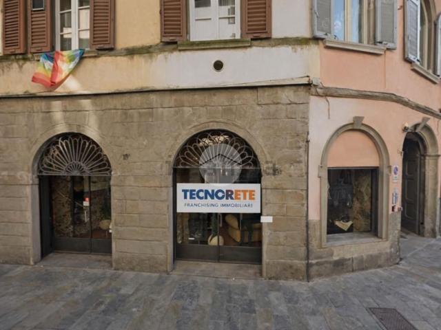 Locale in affitto di 80 m² in Borgo Palazzo