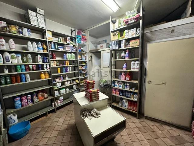 Locale in affitto di 80 m² in Corso Italia, 167
