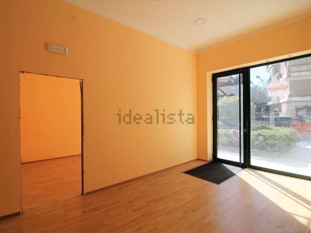 Locale in affitto di 80 m² in Largo Ettore di Giovanni