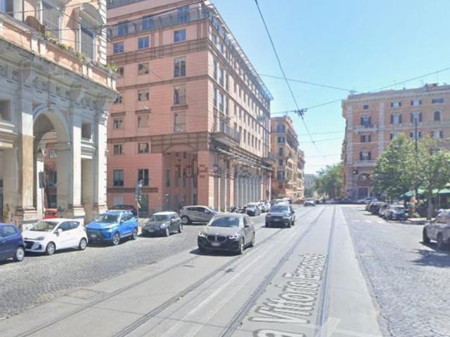 Locale in affitto di 80 m² in Piazza Vittorio Emanuele II, 140