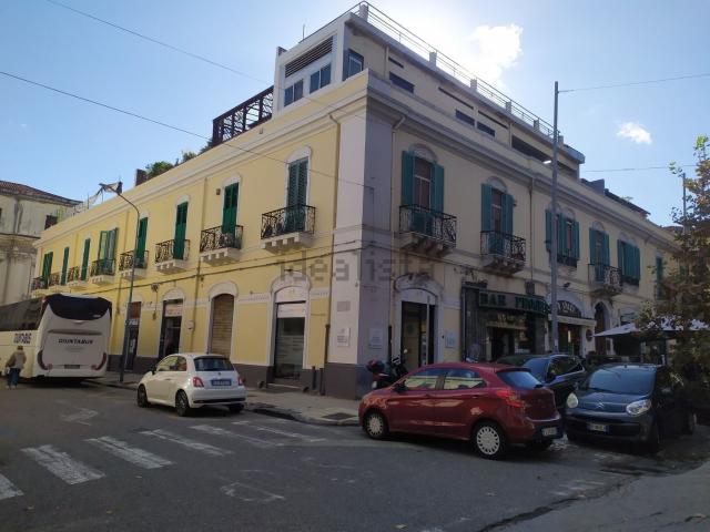 Locale in affitto di 80 m² in Via Terranova, 5