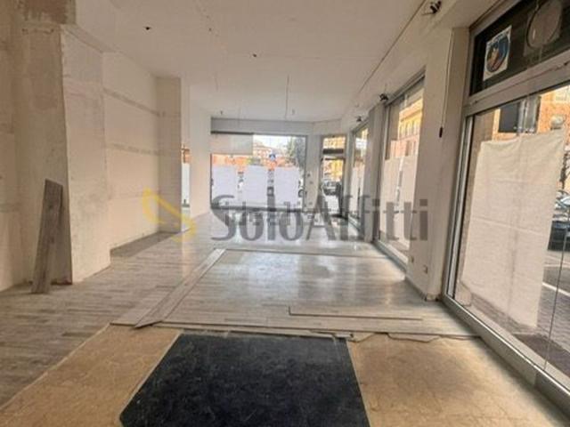 Locale in affitto di 80 m² in Via Venezia