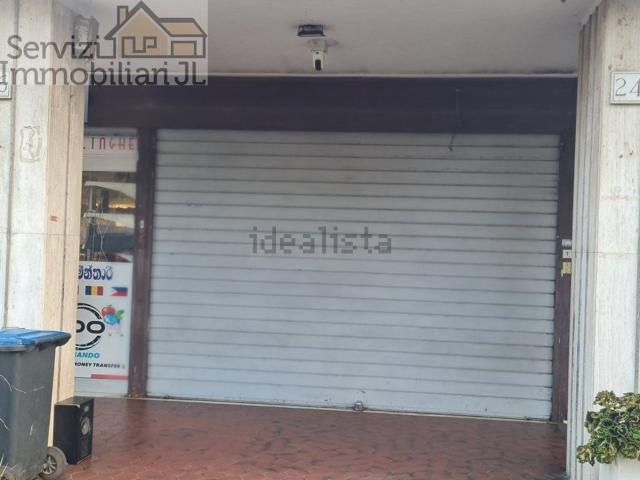 Locale in affitto di 80 m² in Via Al Sesto Miglio, 24