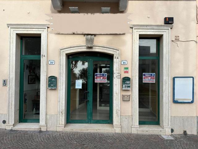 Locale in affitto di 80 m² in Via Antonio Gramsci, 34