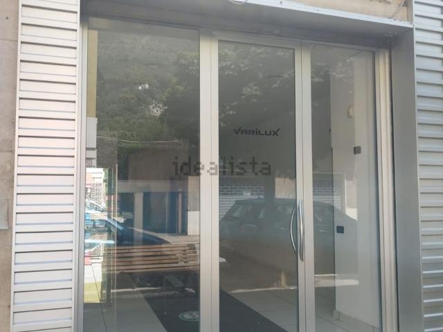 Locale in affitto di 80 m² in Via arigni, 9