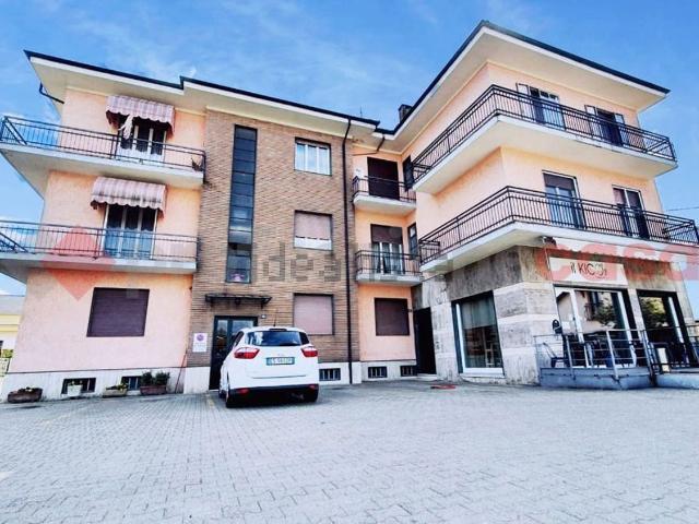 Locale in affitto di 80 m² in Via Botteghe, 1