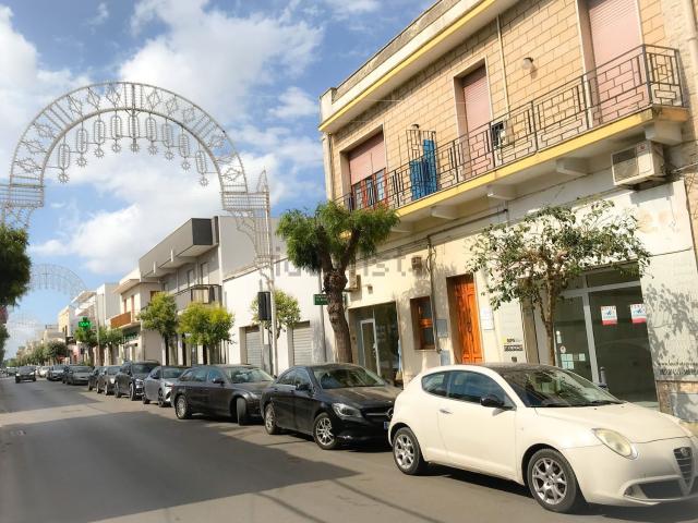 Locale in affitto di 80 m² in Via Brindisi, 106