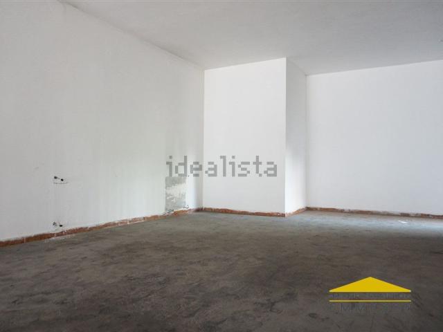 Locale in affitto di 80 m² in Via Carlo Giovanni Sforza