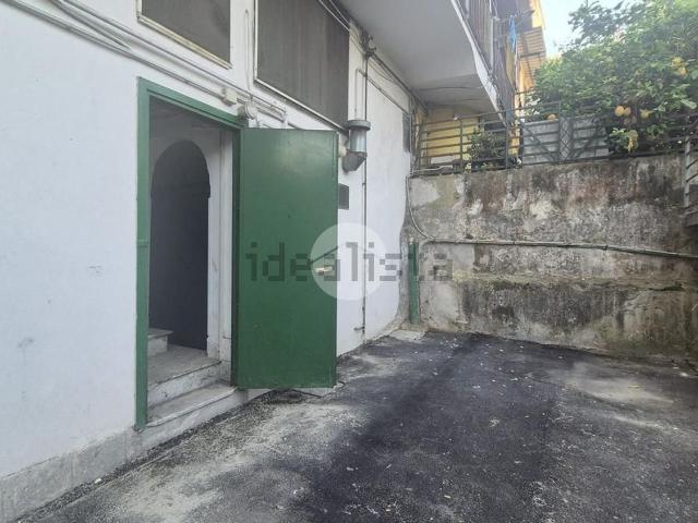 Locale in affitto di 80 m² in Via della Stadera, 1