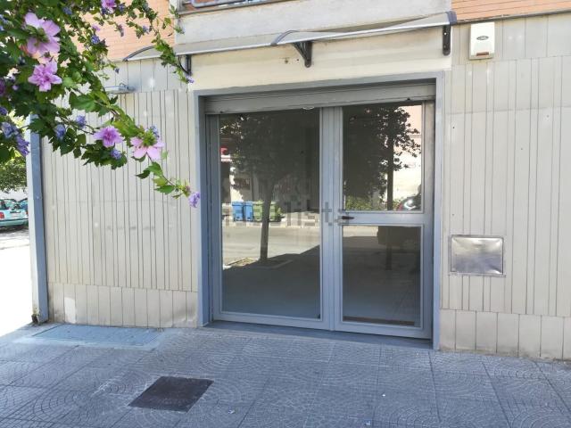 Locale in affitto di 80 m² in Via Don Felice Canelli, 42