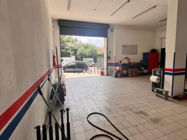 Locale in affitto di 80 m² in Via Dottor Filippo Buttitta