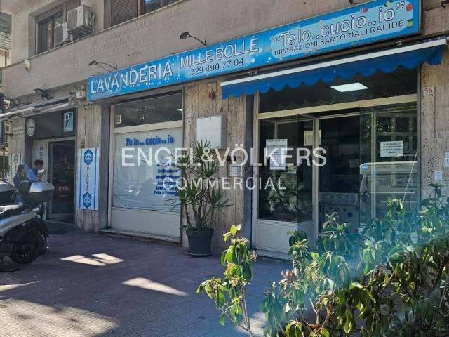 Locale in affitto di 80 m² in Via Duca della Verdura, 54