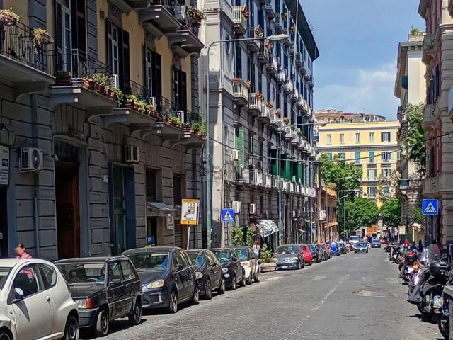 Locale in affitto di 80 m² in Via Francesco Crispi, 52
