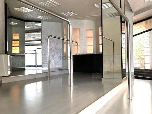 Locale in affitto di 80 m² in Via Giuseppe Jappelli