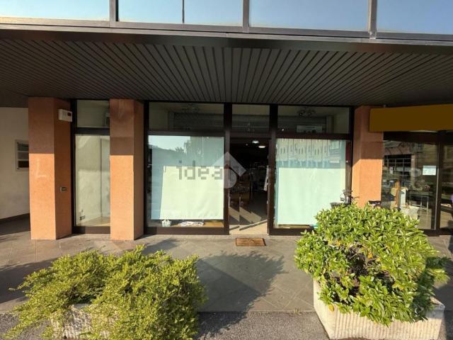 Locale in affitto di 80 m² in Via Guglielmo Marconi, 37