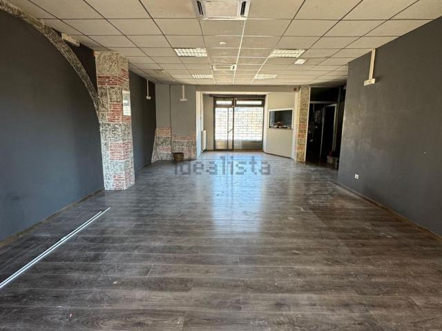 Locale in affitto di 80 m² in Via Massimiliano Kolbe