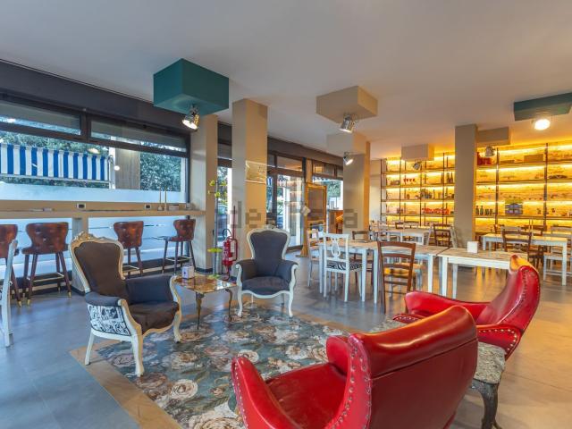 Locale in affitto di 80 m² in Via Monte Solarolo