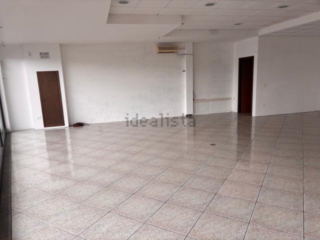 Locale in affitto di 80 m² in Via Nazionale