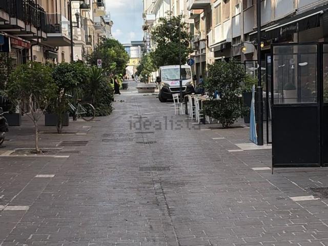 Locale in affitto di 80 m² in Via Piave