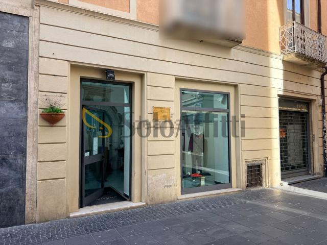 Locale in affitto di 80 m² in Via Pretoria, 117