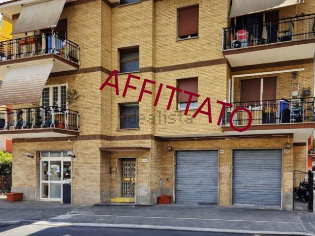 Locale in affitto di 80 m² in Via Radicofani