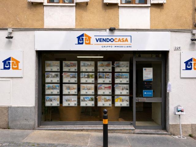Locale in affitto di 80 m² in Via Santa Croce