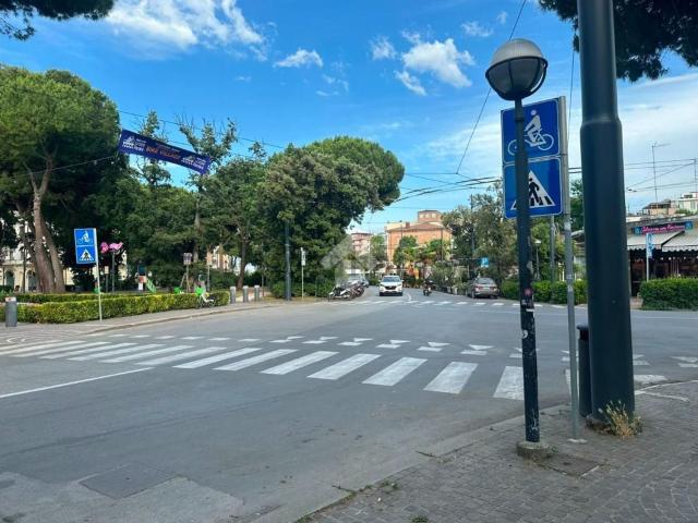 Locale in affitto di 80 m² in Viale Duca d&apos Aosta, 4