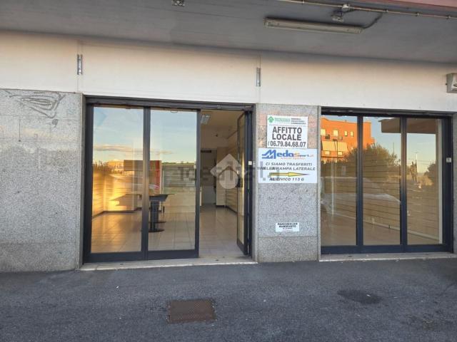 Locale in affitto di 80 m² in Viale J. F. Kennedy, 113