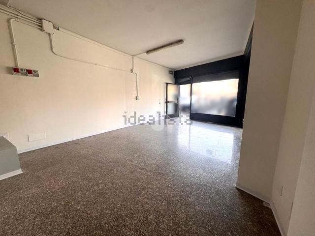 Locale in affitto di 81 m² in Via Piovese, 186