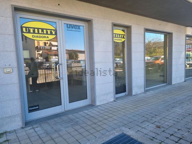 Locale in affitto di 82 m² in Via Amendola, 4