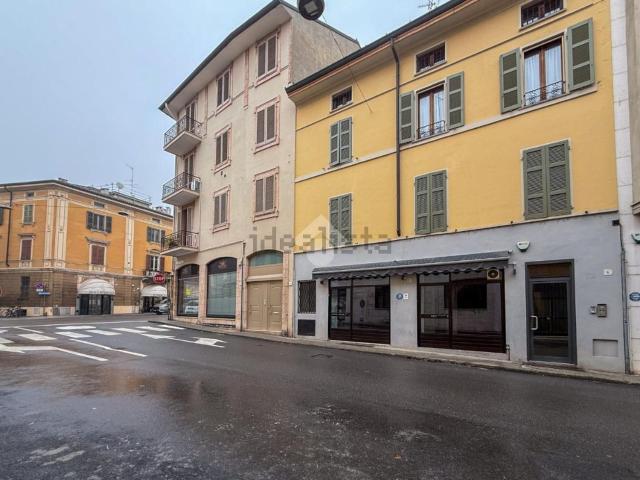 Locale in affitto di 82 m² in Via Porta Marzia