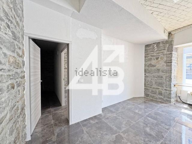 Locale in affitto di 85 m² in Piazza dei Volontari Giuliani, 3