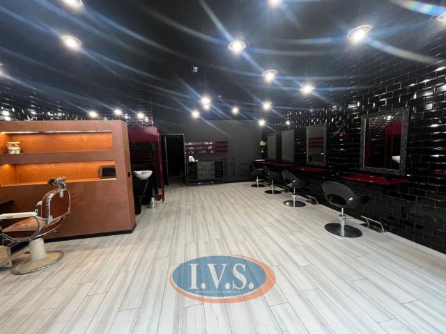 Locale in affitto di 85 m² in Strada Regionale 11 Padana Superiore