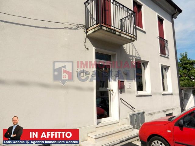 Locale in affitto di 85 m² in Via Alcide de Gasperi