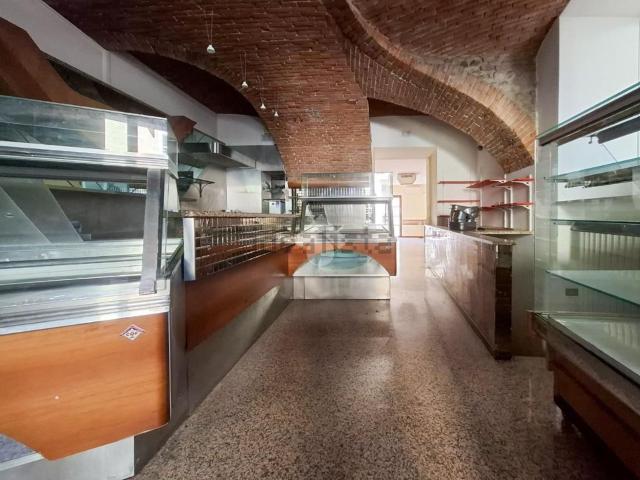 Locale in affitto di 85 m² in Via Chiesa, 34