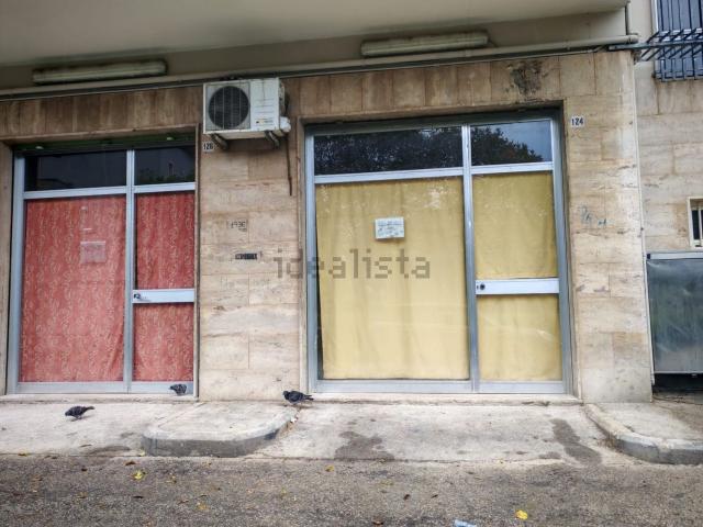 Locale in affitto di 85 m² in Via Elettra, 126