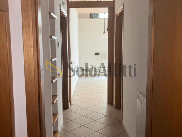 Locale in affitto di 85 m² in Via Enrico Dandolo