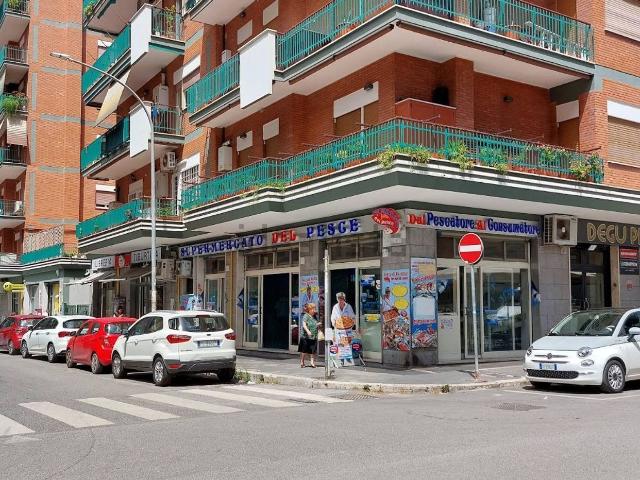 Locale in affitto di 85 m² in Via Giuseppe Marcotti, 59