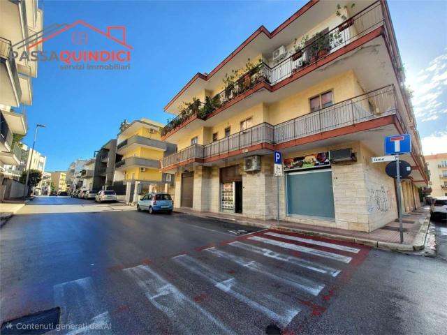 Locale in affitto di 85 m² in Via Lame, 16